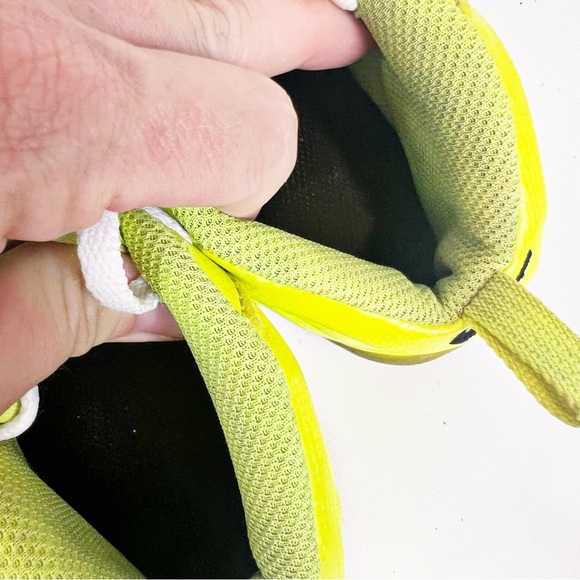 Nike Little Posite Pro Volt Lime Green/Yellow Neon Foamposite Size 9C - Picture 10 of 10